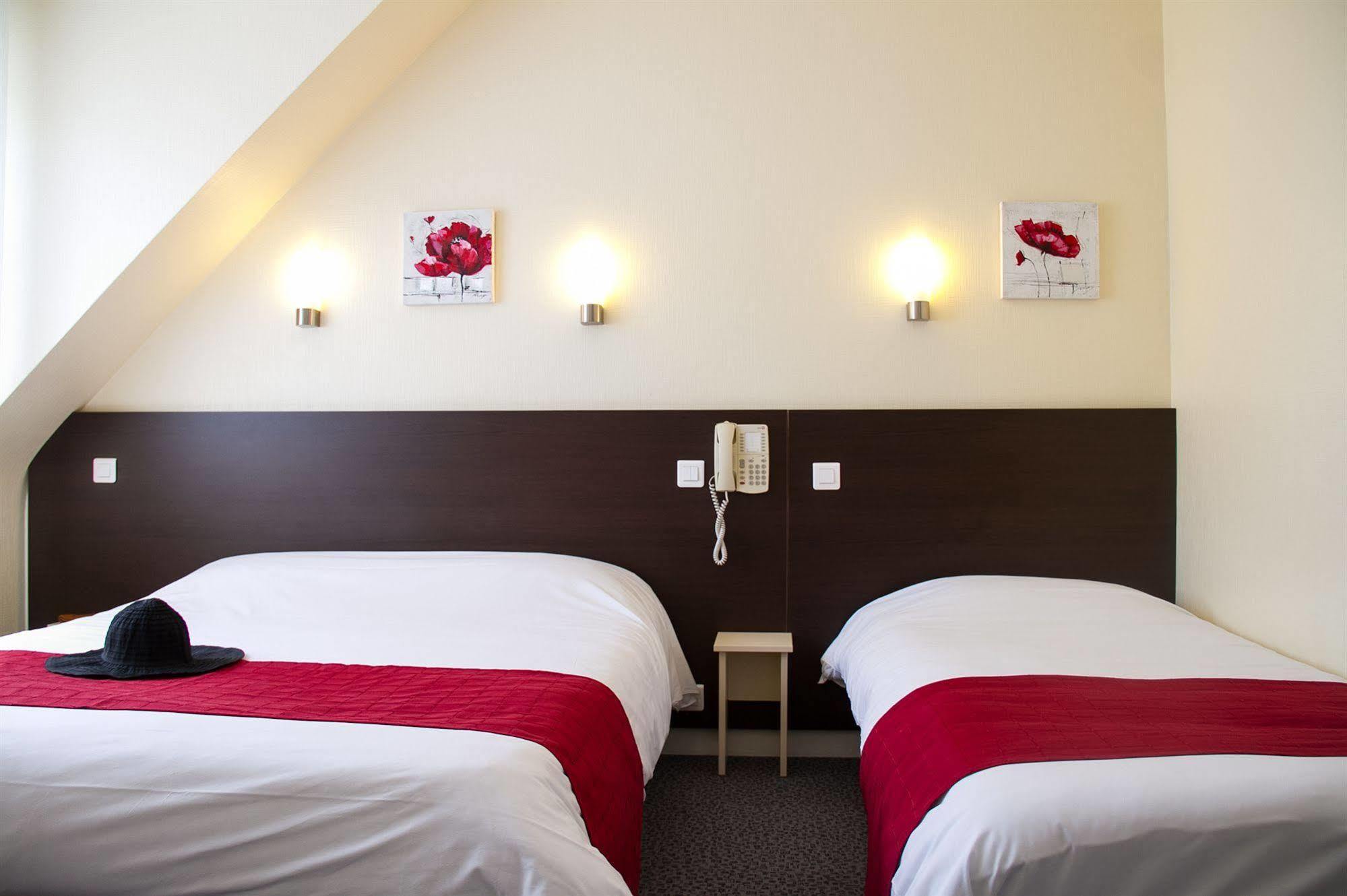 Moka Hotel 로리앙 외부 사진